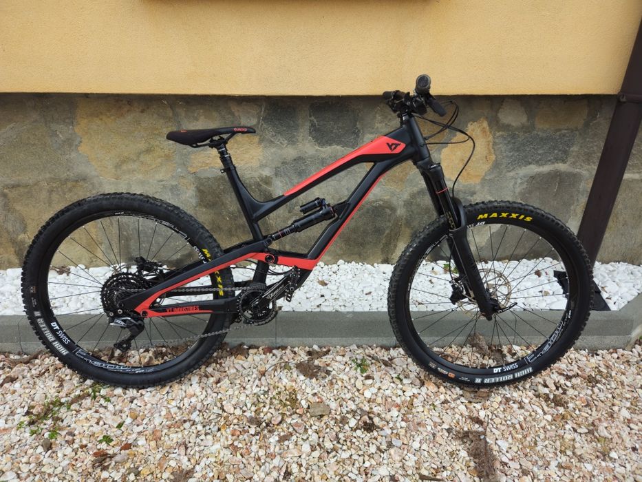 YT Capra AL Comp,27.5 XL,Rockshock Lyric,160 mm ход, 1x11 Deore SLX