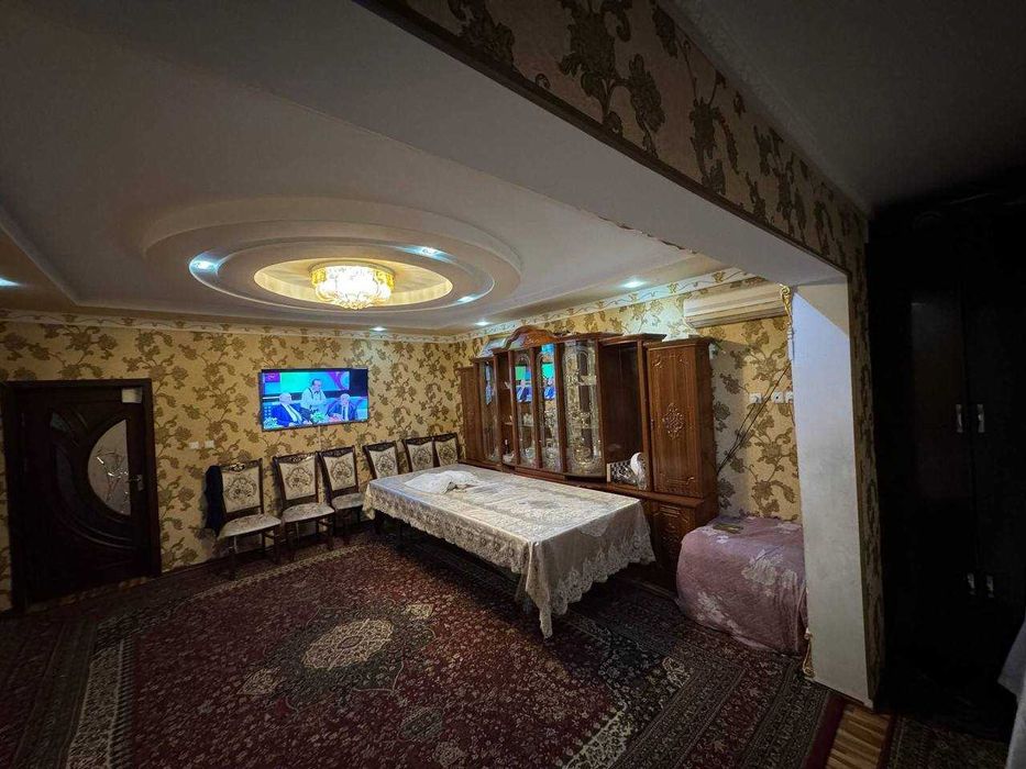 Себзор метро Гафур Гулям 3 хона квартира сотилади!
