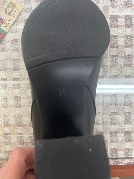 Продам туфли. В отличном состоянии . Размер 34