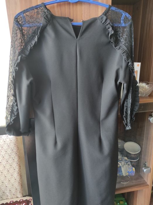 Продам платье красивое