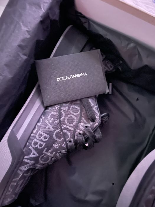 Vand o pereche frumoasa de adidas ORIGINALI % Dolce&Gabbana , cumparat