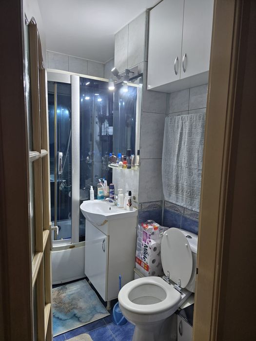 Apartament 2 camere în Dambu