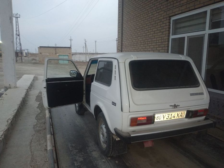 Lada 2121 Нива 1995 — 3