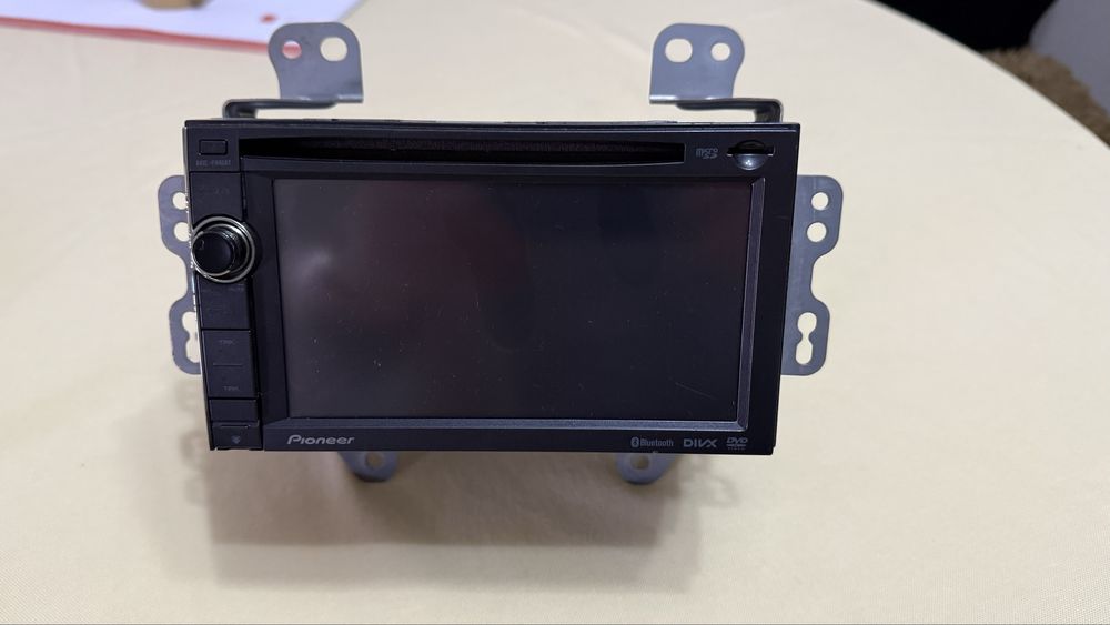 Продавам оригинална навигация за Honda CRV 3 FaceLift / Pioneer