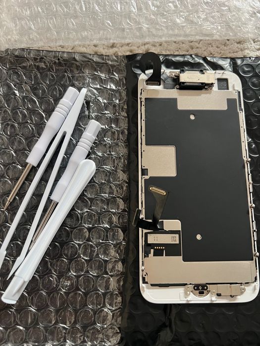 Дисплей за Iphone 8