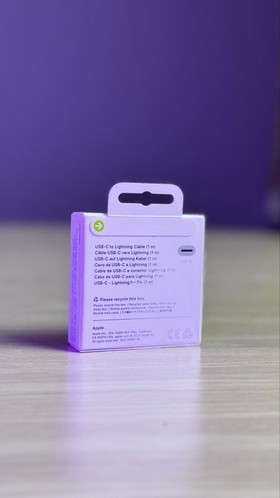 Apple 20W USB-C Power adapter Адаптер для Apple USB-C мощностью 20 Вт