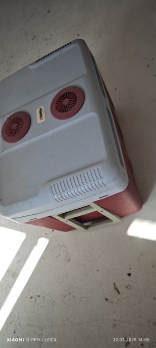 Автохолодильник 12/220вольт