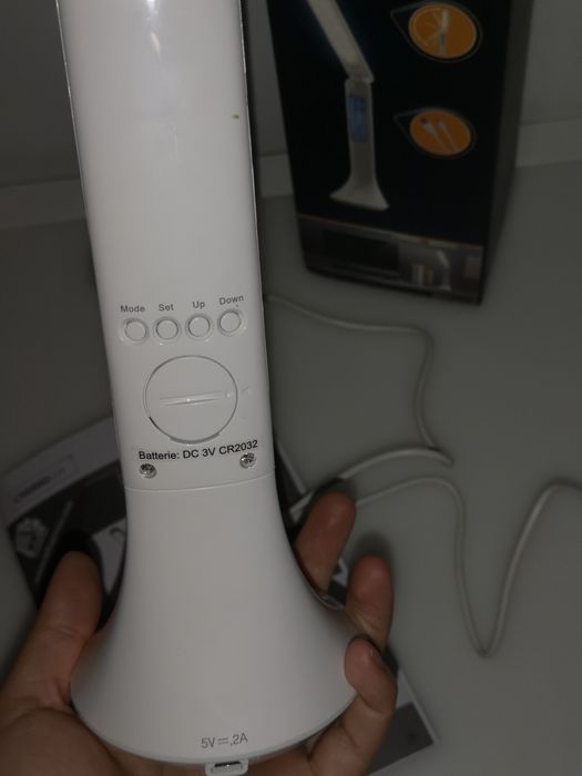 Lampă LED de masă dimabilă tactilă cu afișaj LED/4W/5V albă