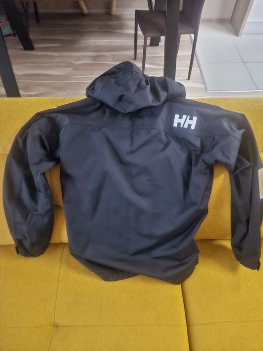 Зимно яке helly hansen