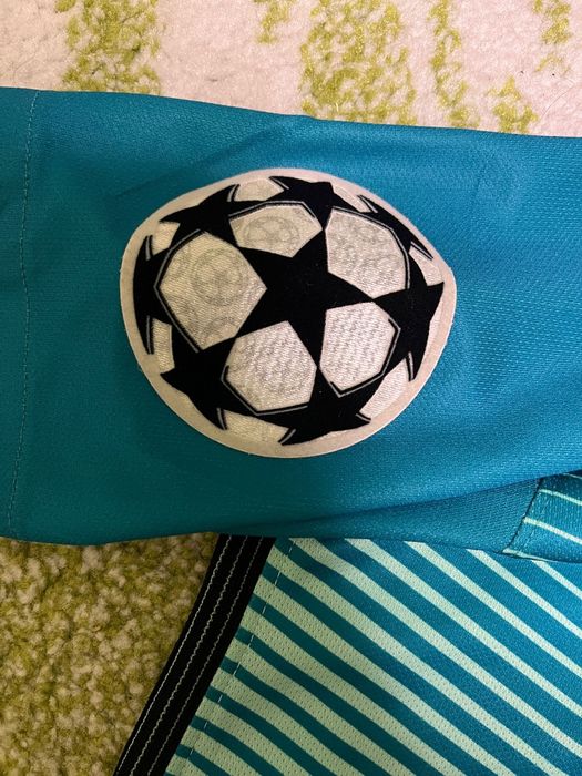 tricouri  cu Messi chempions