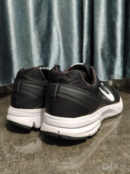 Оригинальные кроссовки Nike