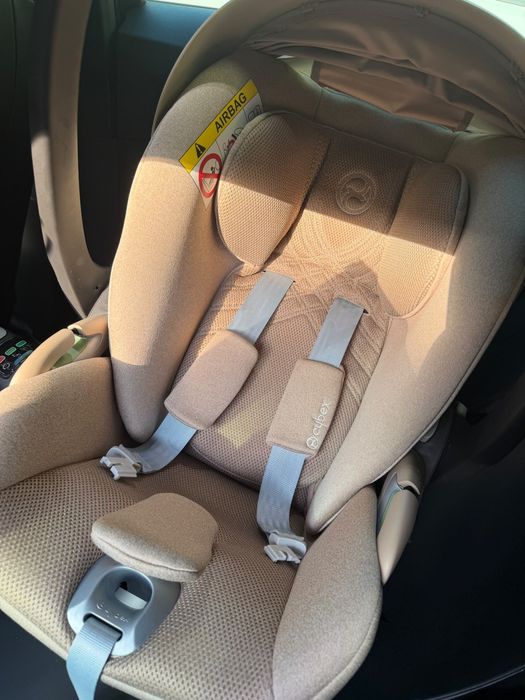 scoică Cybex Platinum Cloud T Plus I-Size fără bază isofix!