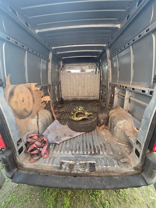 Reno master 2,dizal ,2,5 adus din Germania, funcționează cu acte la zi