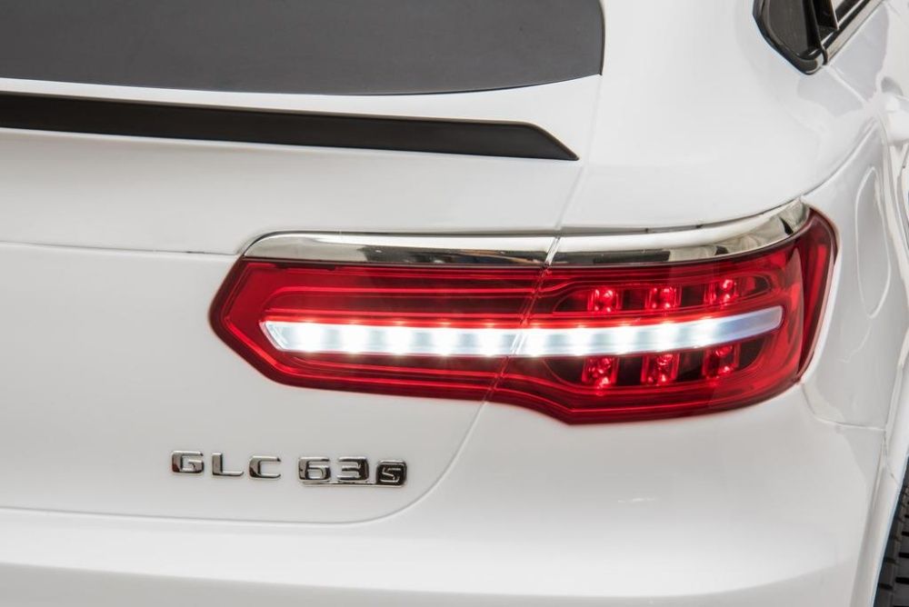 Masinuta electrica Kinderauto Mercedes GLC63s AMG 4x4 STANDARD #Alb
