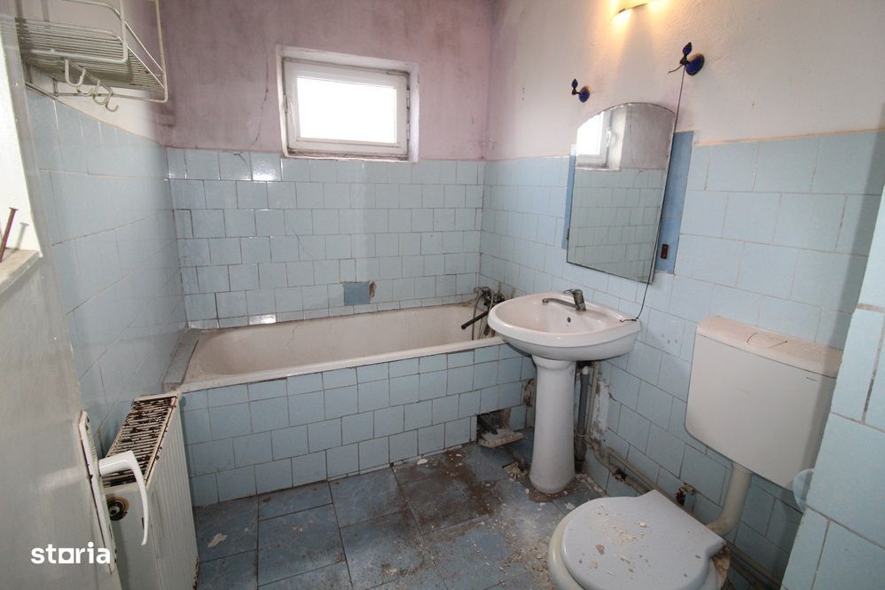 Vând apartament 4 camere în Hunedoara, M5-Rândunicii, 87mp, etaj 4 — fotografia 3