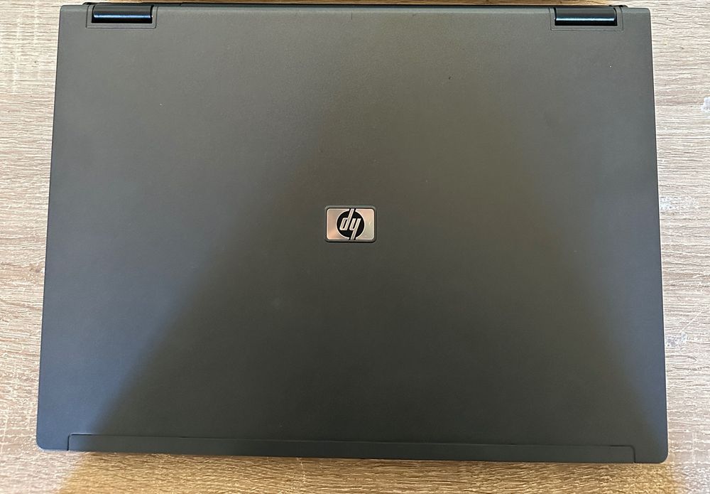 Лаптоп HP Compaq NX8220