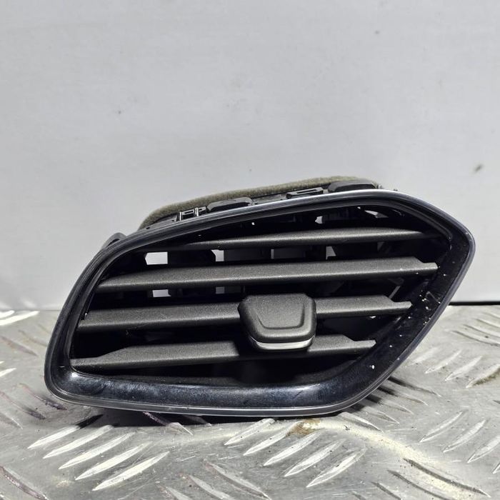 Grila ventilatie stanga fata Opel Grandland X