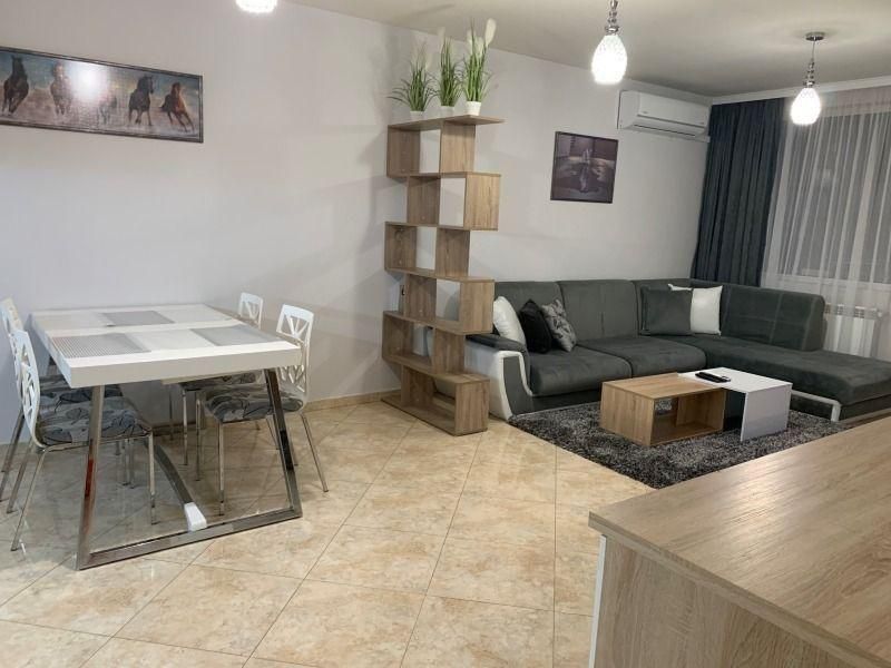 Дава се под наем Двустаен апартамент в София, Павлово - 68 кв.м за 700 € - Снимка #1