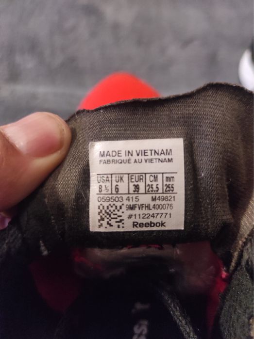 Adidasi sport  Reebok