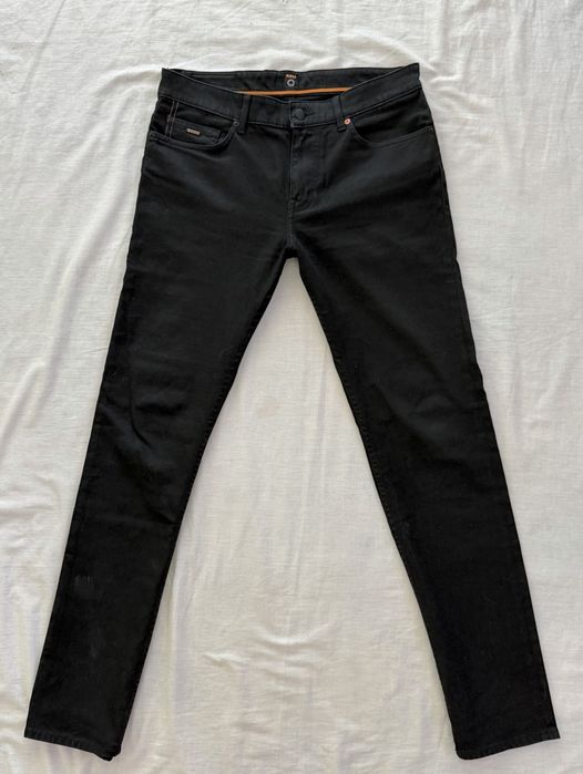 Hugo Boss.blugi pentru bărbați,măr.M(32/32)