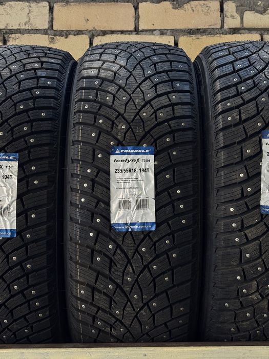 Зимние шины Triangle +подарки 235/55 R18 104T