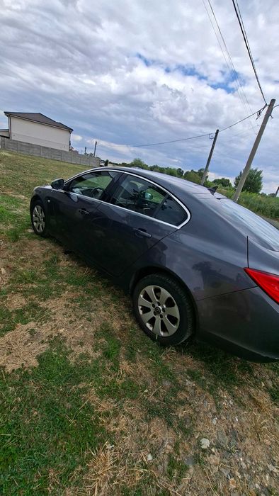 Se vinde Opel insignia