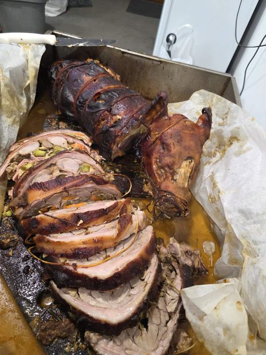 Печени Агнета и прасета