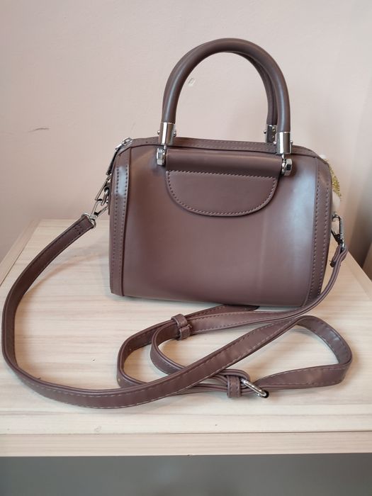 Дамска кафява чанта