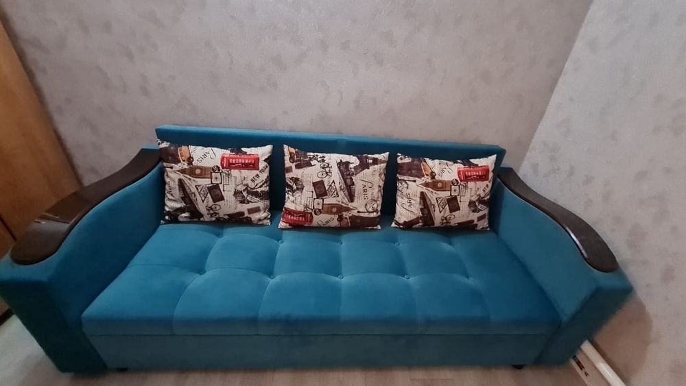 Продам диван новый