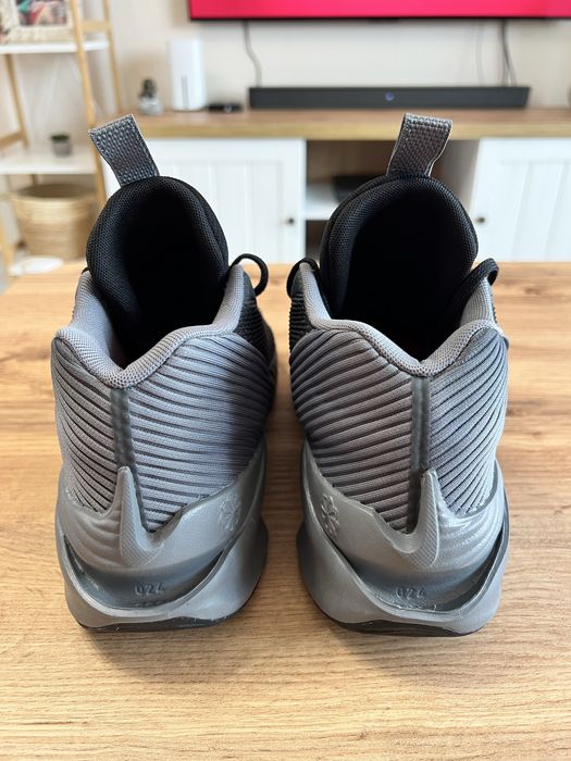 Nike G.T. Jump Academy