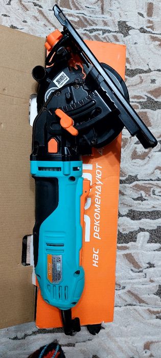 Пила циркулярная, мини пила Sturm! CS5012MS