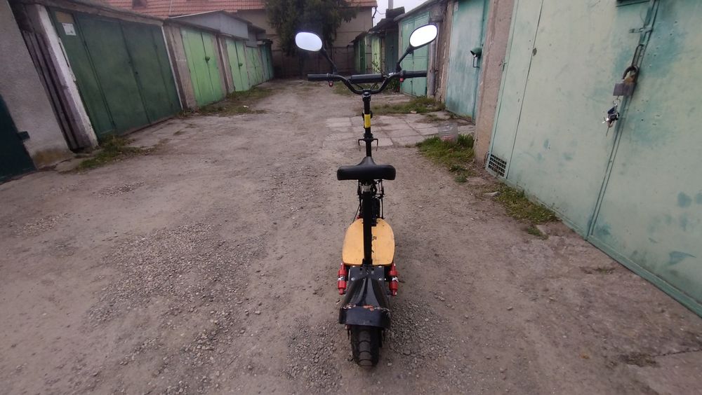 Trotinetă Electrica cu scaun Eflux