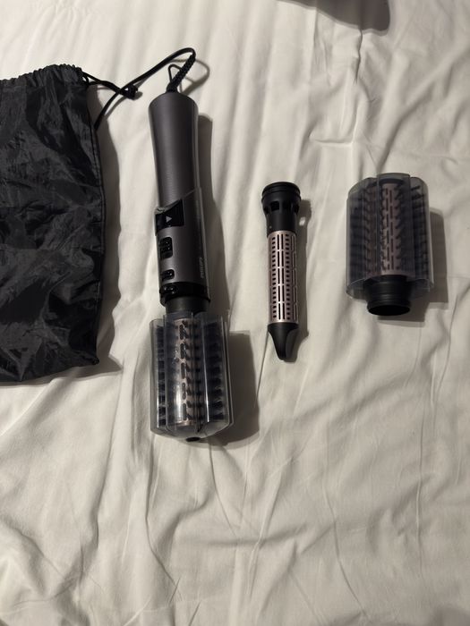 Perie cu aer cald Philips