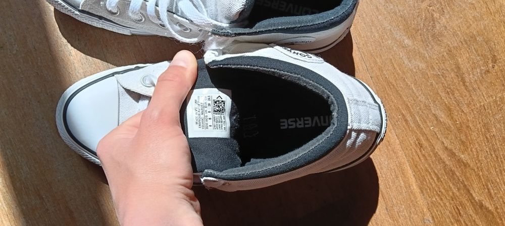 Converse Chuck Taylor All Star pe alb
