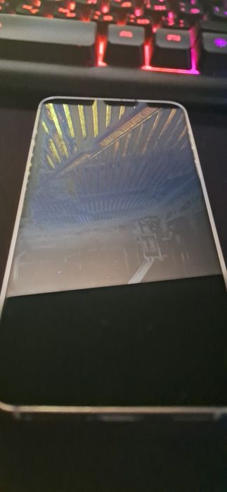 Samsung c22 телефон