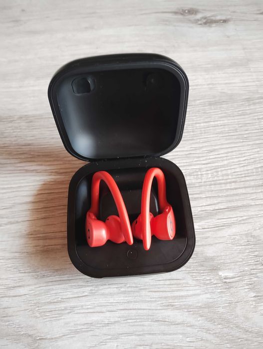 Beats PowerBeats Pro безжични слушалки