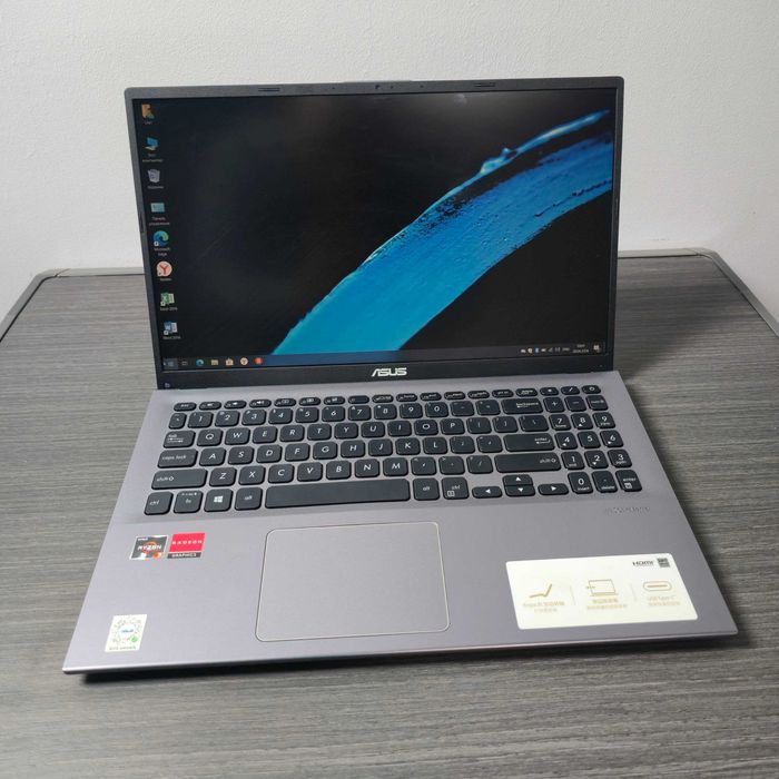 ASUS VivoBook Ryzen 5 SSD 240/8 GB