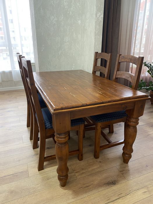 Продам стол со стульями