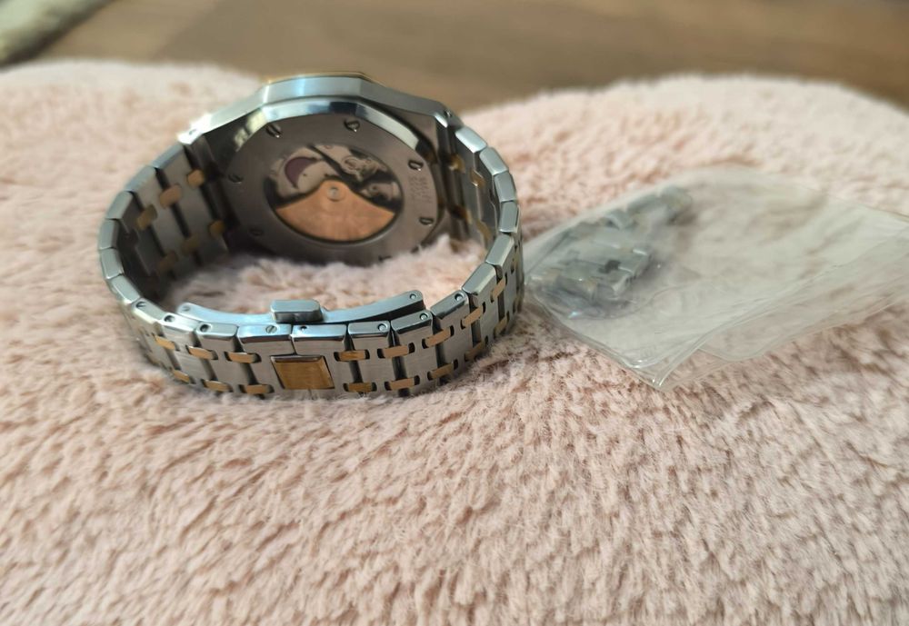 Audemars Piguet(Royal Oak)