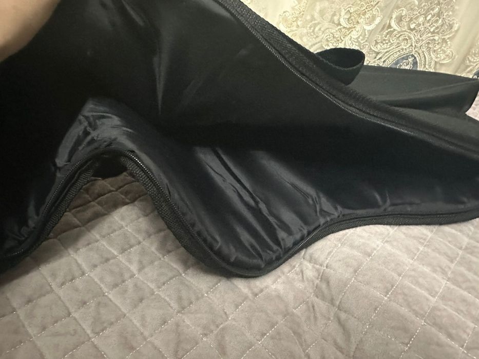 Продам электрогитару