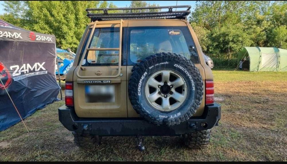 Nissan Patrol Y61