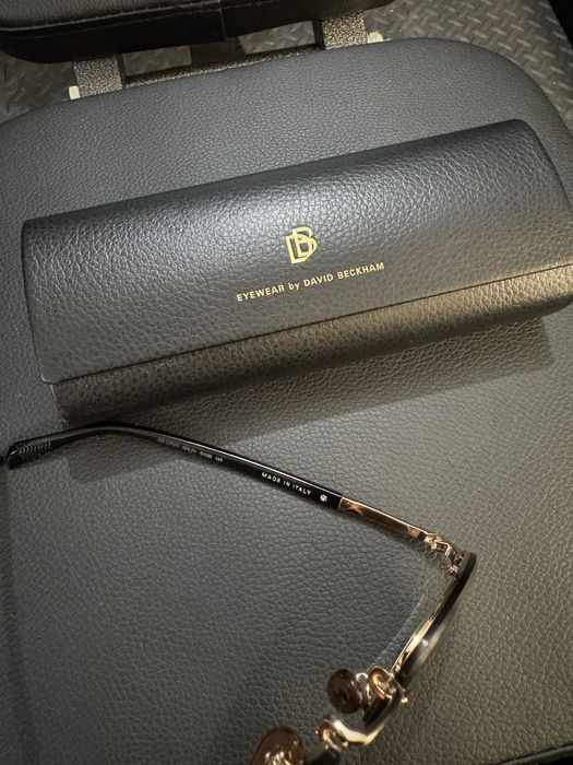 ТОП слънчеви очила - Eyewear by David Beckham - модел DB 1173/S