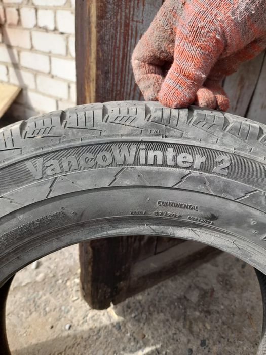 покрышка на 205/65/16