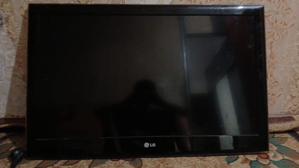 Продам Телевизор LG