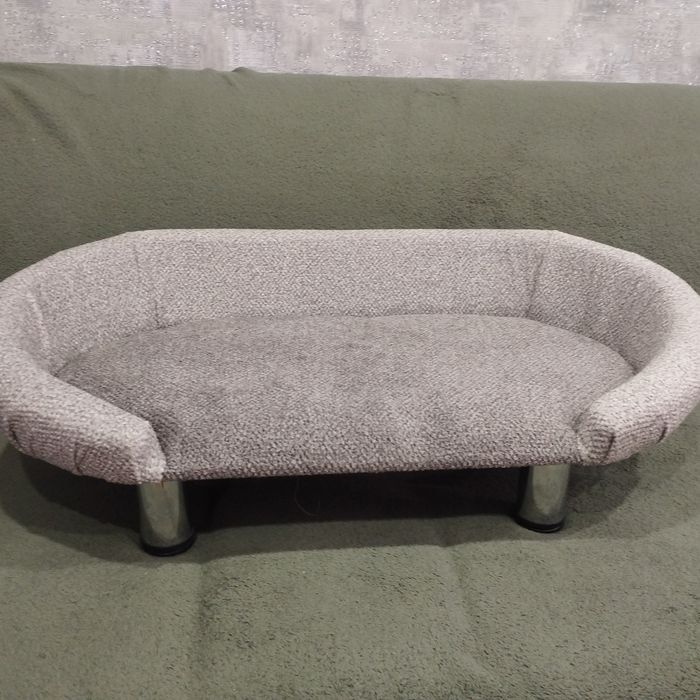 Продам лежанку для собак или кошек