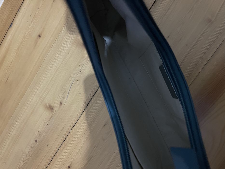 Дамска чатна By Far