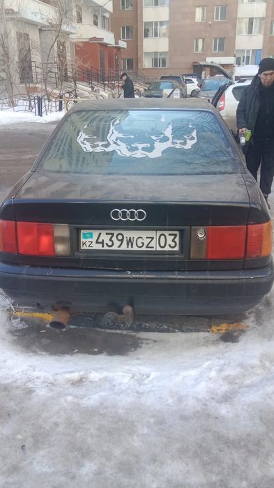 Продам  Audi 100 C4