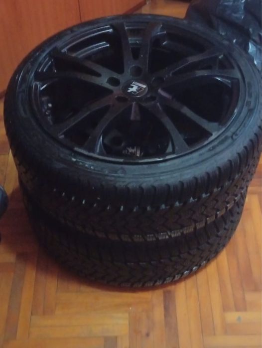 Vand jante wheels  225 40 r 18 cu cauciucuri noi debica 2025 de iarna