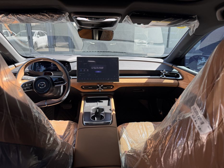 Масса автомобиля Mazda EZ-6