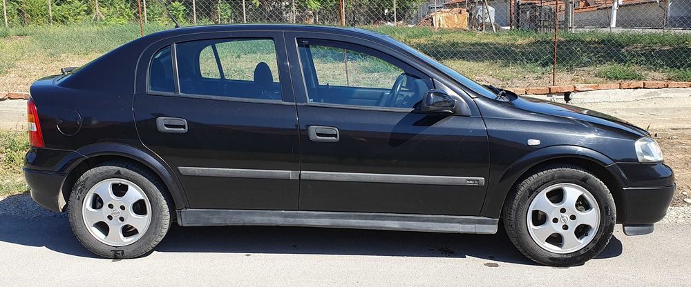 OPEL ASTRA G на части